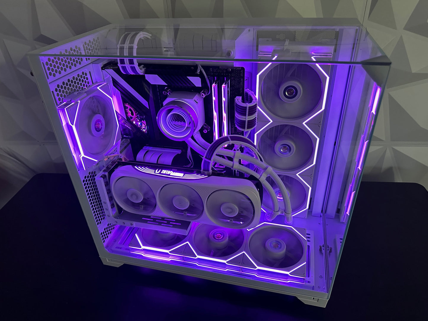 WHITE Intel 14th Core i9 14900K, RTX 4080 Super Gaming PC