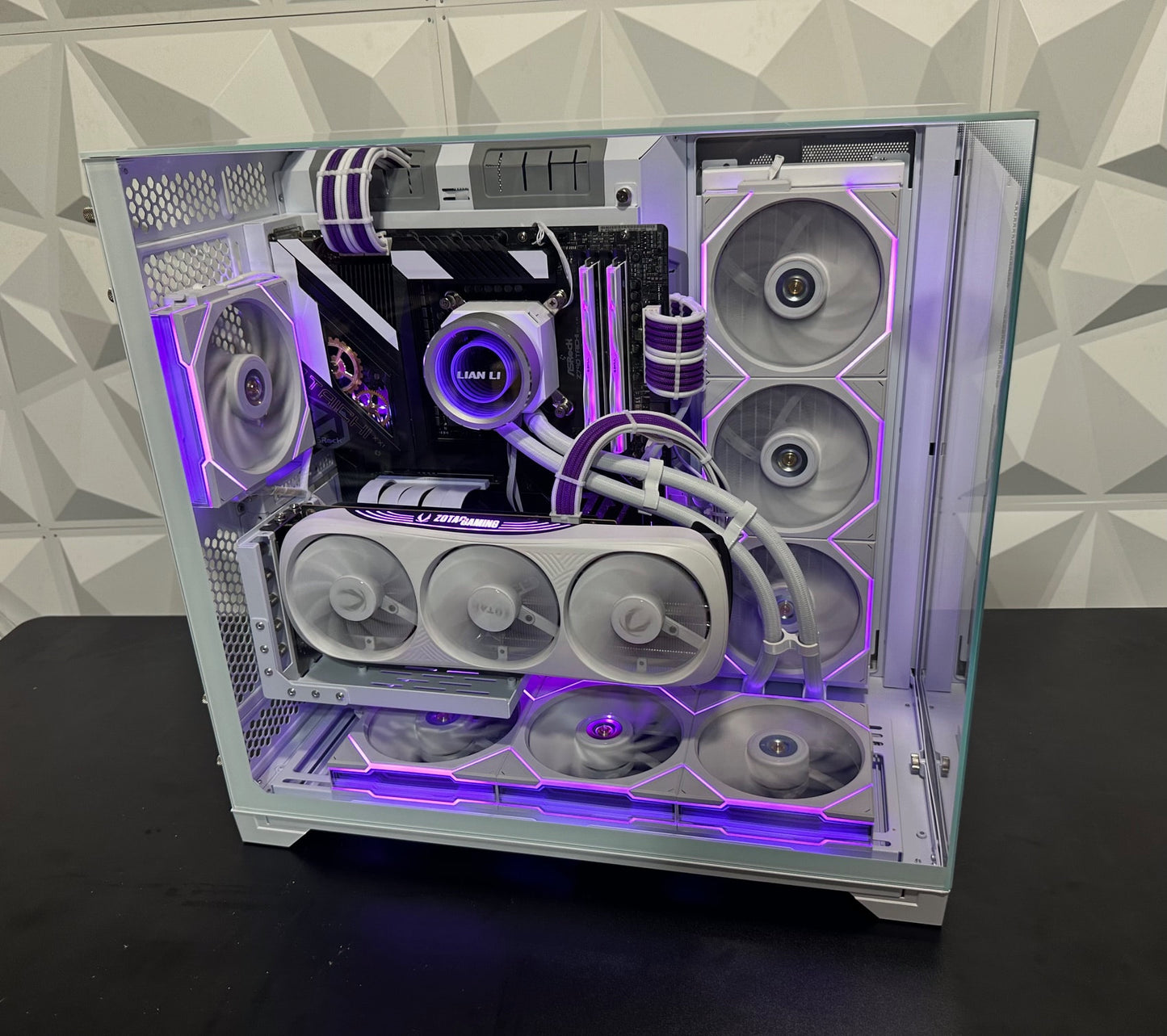 WHITE Intel 14th Core i9 14900K, RTX 4080 Super Gaming PC