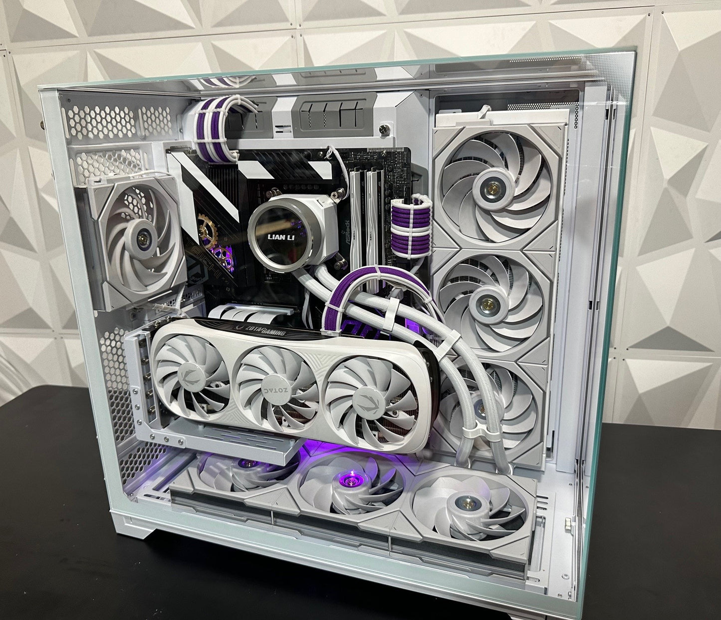 WHITE Intel 14th Core i9 14900K, RTX 4080 Super Gaming PC