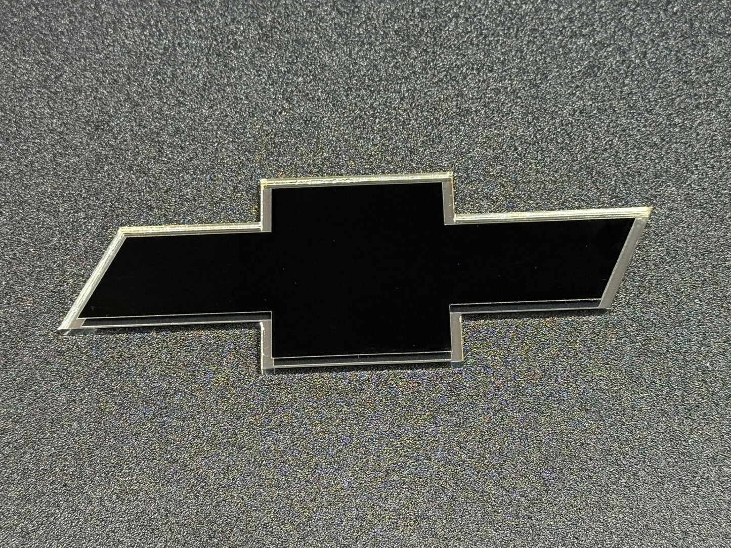 1994 - 2004 Chevrolet S10 2ND GEN Front Bowtie Emblem Replacement Badge Black